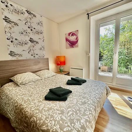 Appart' - Avec Terrasse A 7km Des Plages アパート *